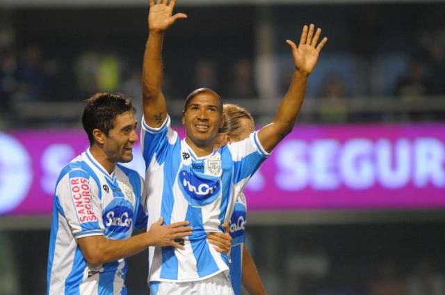 Ferreira-primero-Vera-duplicado-Telam_CLAIMA20131108_0243_14