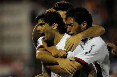 Newells-recibio-Tigre-Coloso_OLEIMA20140425_0171_14