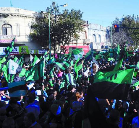 Chicago-pueblo-gente-esquina-tradicionalHEVA_CLAIMA20140518_0062_28