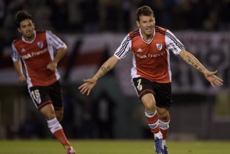 river-plate-vs-uruguay_590x395