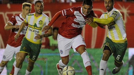 02-05-2015_buenos_aires-_argentinos_recibe_en-1280x720