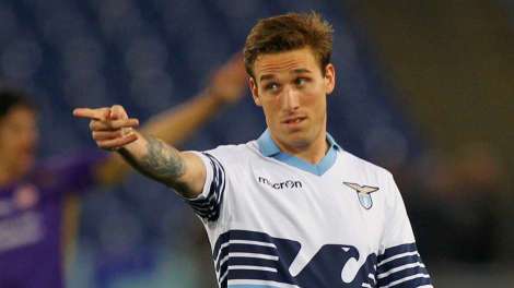 lucas-biglia-lazio-fiorentina-serie-a-03092015_v4z1cb5oaa5q17kxql8w7wgr2