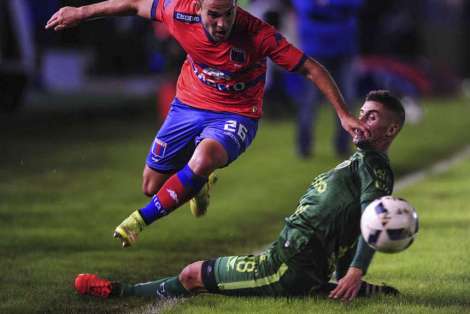 Tigre-Sarmiento-enfrentaron-Victoria-Telam_OLEIMA20160425_0212_28