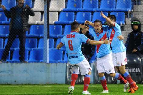fotos-Arsenal-vs-Defensores-Belgrano_OLEIMA20160811_0298_28