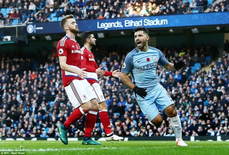 3a167ba500000578-3908126-image-a-75_1478363593306