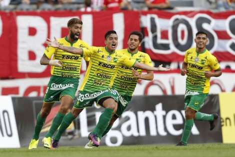 imagenes-estudiantes-defensa_oleima20161217_0164_28