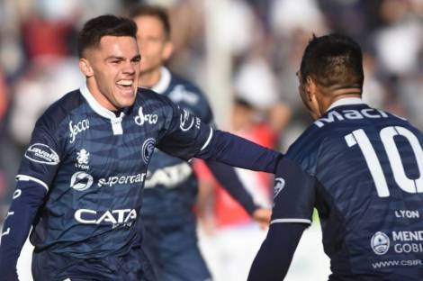 image593da4fad38924.04710605