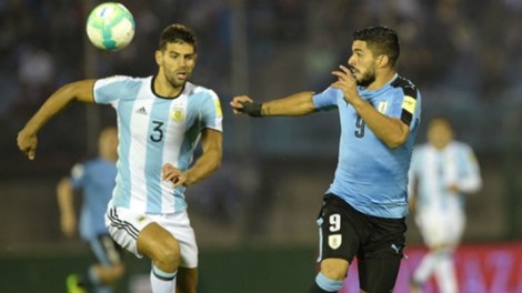 federico-fazio-luis-suarez-uruguay-argentina_1e9jwznkfqdo1rxctcm6grhf6