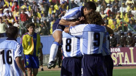 argentina-ecuador-eliminatorias-2002_1qyrwteugi4ej1j66hmxop8fre